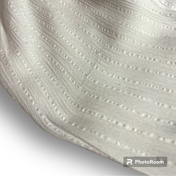 Hollister Off-the-Shoulder Tie Front Blouse - Picture 5 of 5